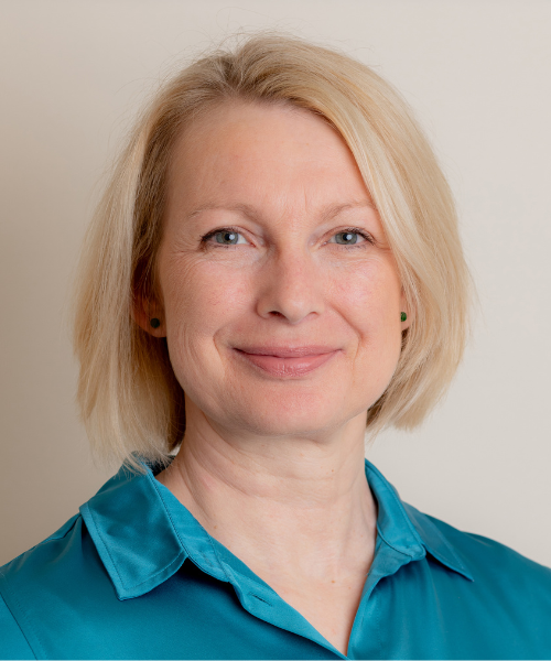 Dr Nicola Thomas